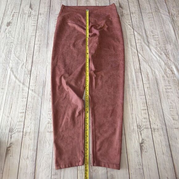 Offline By Aerie Women High Rise Faux Leather Leggings  L/G - Picture 3 of 12